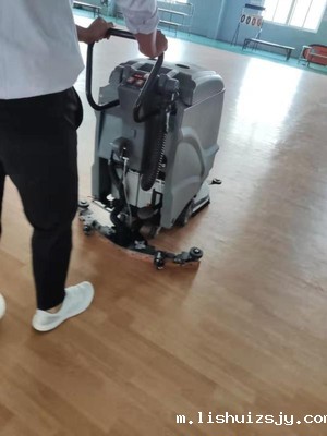 BETVICTOR伟德电竞在线客服清洁扫地机实景展示