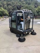 某部队选择BETVICTOR伟德电竞在线客服全封闭驾驶式扫地车