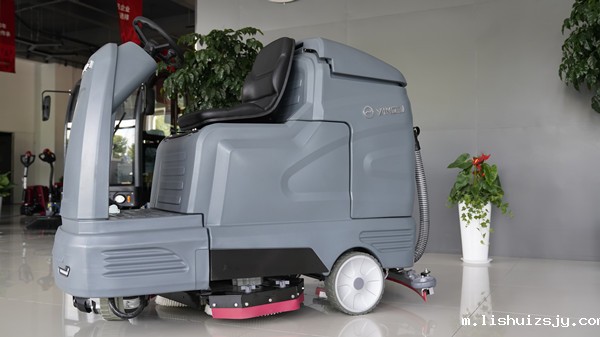 BETVICTOR伟德电竞在线客服驾驶式洗地机 BETVICTOR伟德电竞在线客服驾驶式洗地机