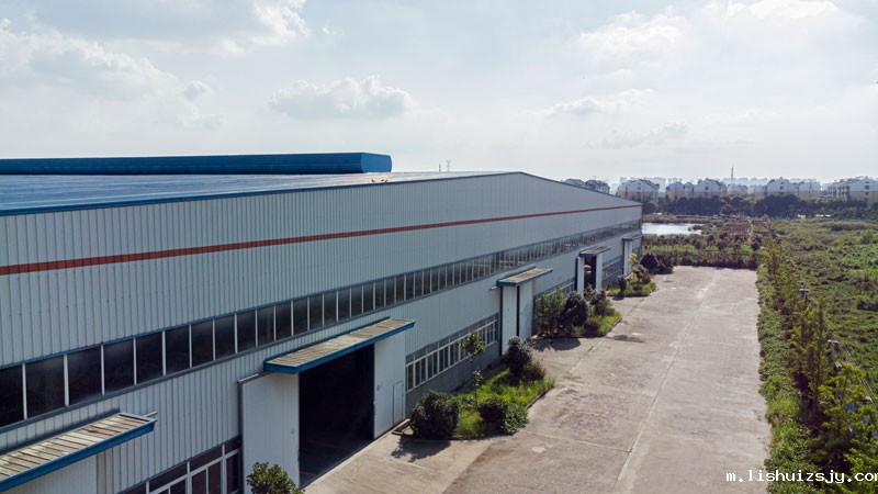 BETVICTOR伟德电竞在线客服清洁设备洗地机厂家厂房细节2