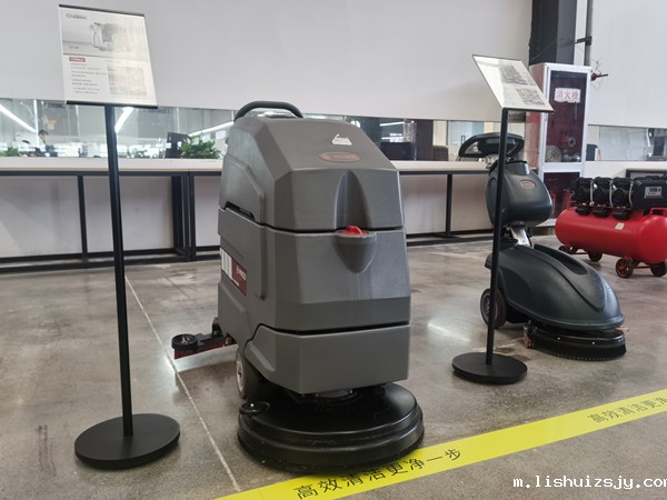 8招教会你洗地机使用小技巧 8招教会你洗地机使用小技巧