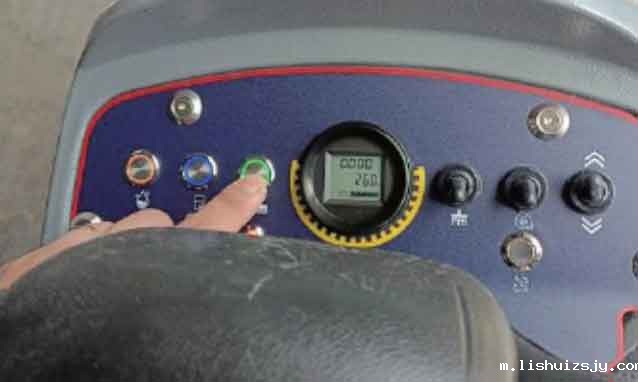 启动机器第三步