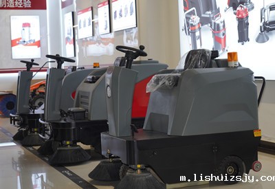 BETVICTOR伟德电竞在线客服扫地机厂家如何做好日常维护工作